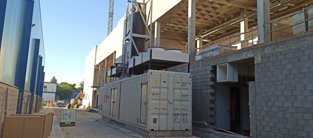 noticias maquinaria Genesal Energy suministra energía a un data center de la red ferroviaria