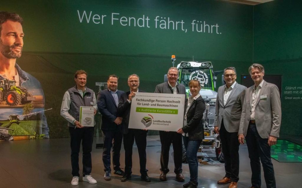 noticias maquinaria Fendt, centro de formación en alta tensión auditado