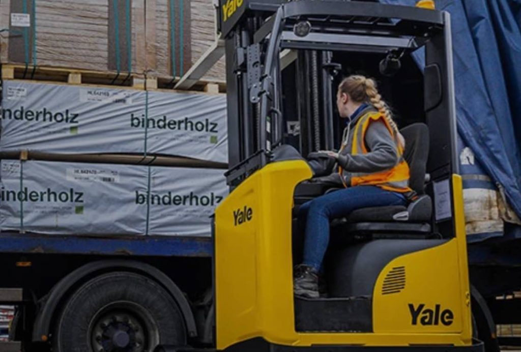 noticias maquinaria Flexibilidad de Yale Lift Truck para el sector minorista