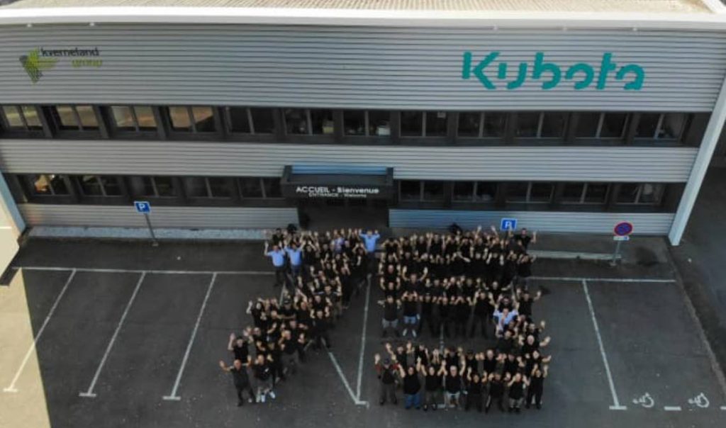 noticias maquinaria Kverneland Group Les Landes-Genusson de aniversario