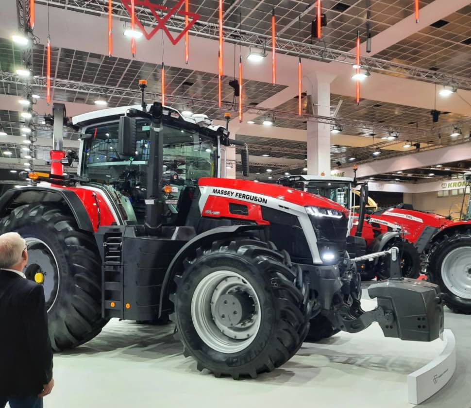 Massey Ferguson dévoile le MF9S au premier jour d'Agritechnica