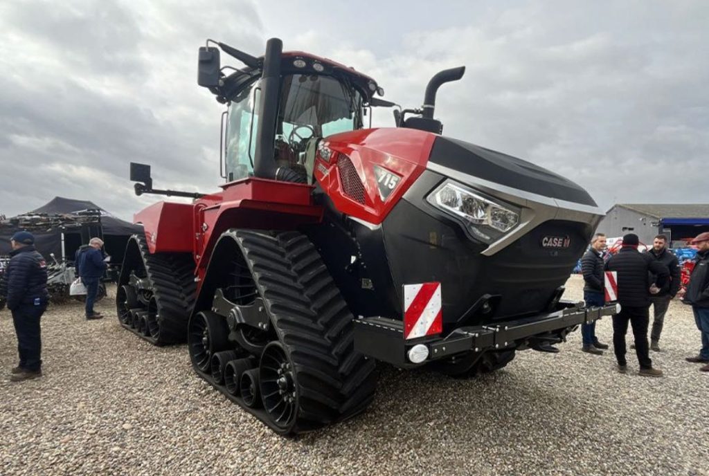 noticias maquinaria 715 Quadtrac case ih