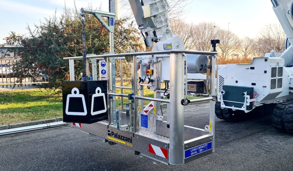 noticias maquinaria Palazzani lanza nuevo kit de accesorios para la cesta de la XTJ 52+