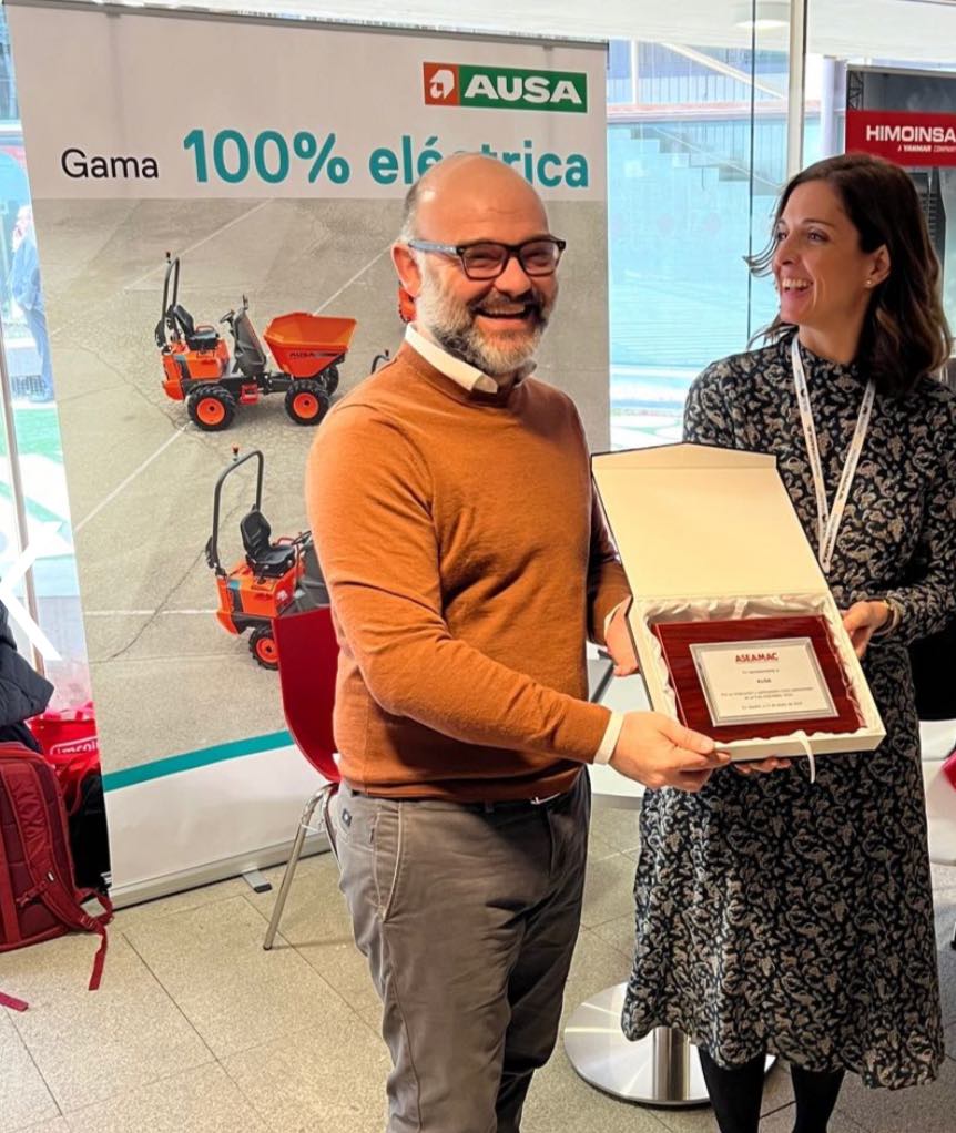 noticias maquinaria Reconocimiento especial para AUSA en ASEAMAC 2024