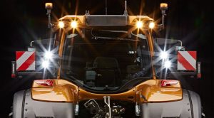 noticias maquinaria Valtra Unlimited introduce un sistema de luces de trabajo personalizables