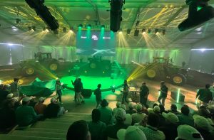 noticias maquinaria Avanterra celebra su I Roadshow de Maquinaria John Deere