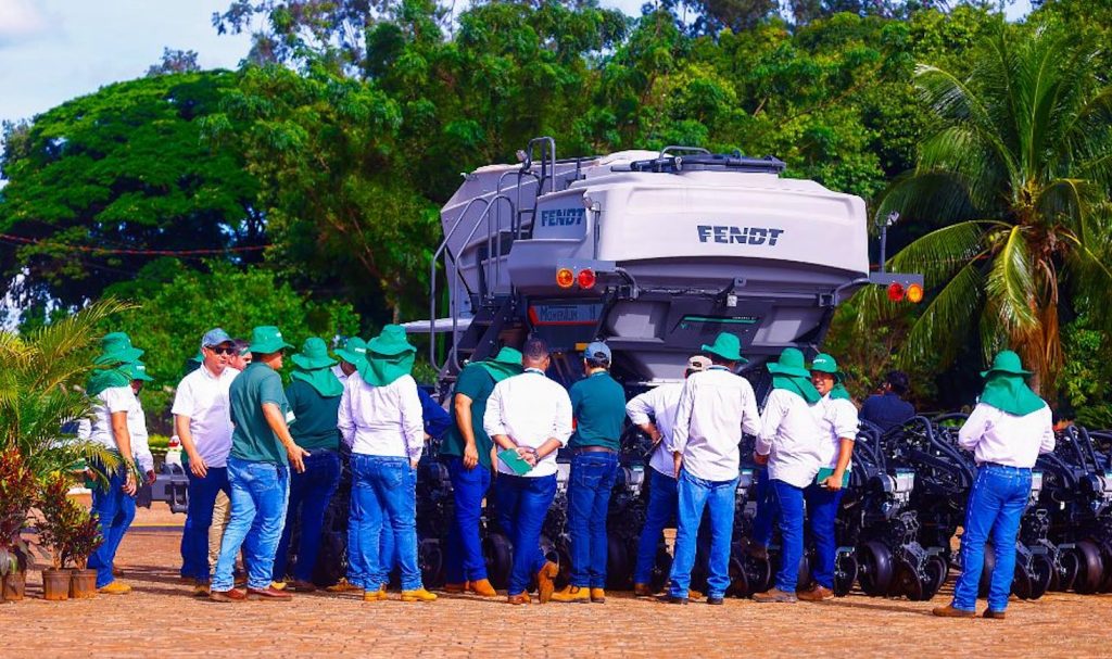 noticias maquinaria Fendt Field Week en Brasil