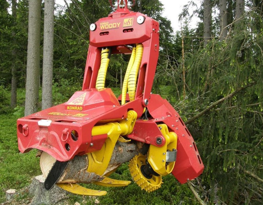 noticias maquinaria Finanzauto presenta los avances forestales de Komrad
