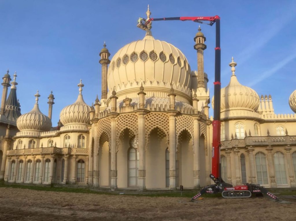 La Lightlift 33.17 Performance IIIS en el Royal Pavilion de Brighton