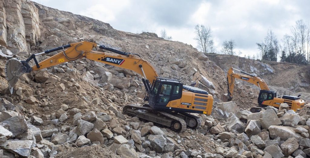 Las excavadoras SANY SY305C y SY365H en República Checa