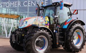 noticias maquinaria New Holland conmemora 60 años en Basildon