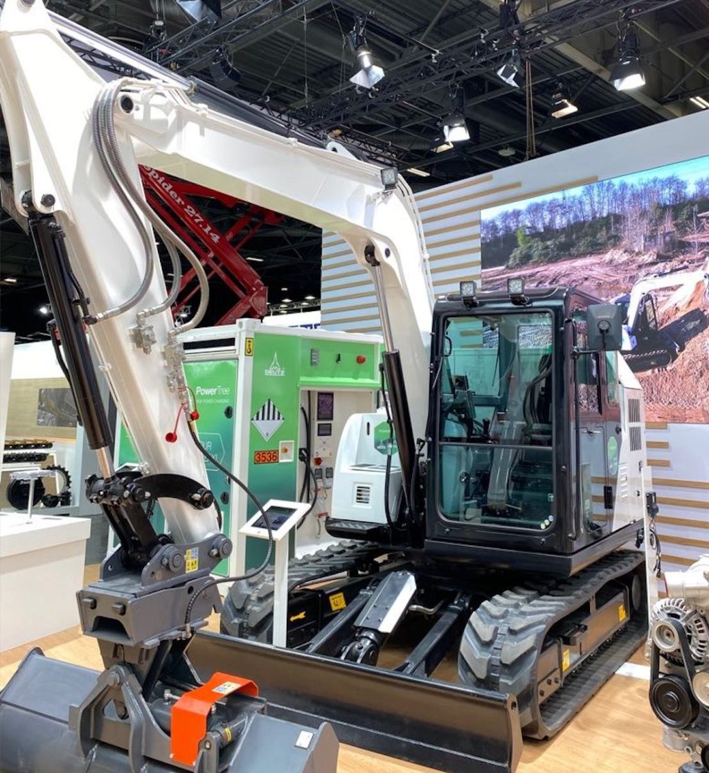 noticias maquinaria Primera y única excavadora Deutz E-360V