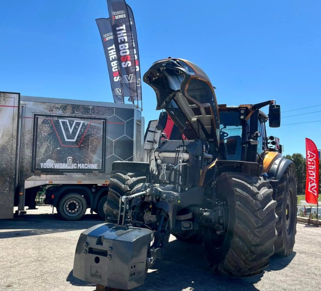 noticias maquinaria Segunda parada del Valtra Smart Tour 2024