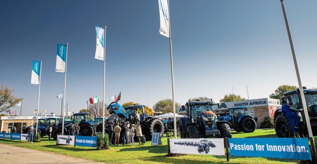 noticias maqquinaria Argo Tractors triunfa en NAMPO 2024