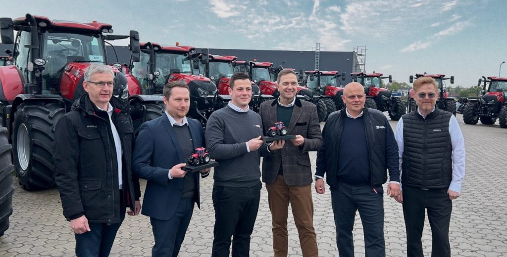 noticias maquinaria 90 tractores Case IH entregados a easyTRAKTOR