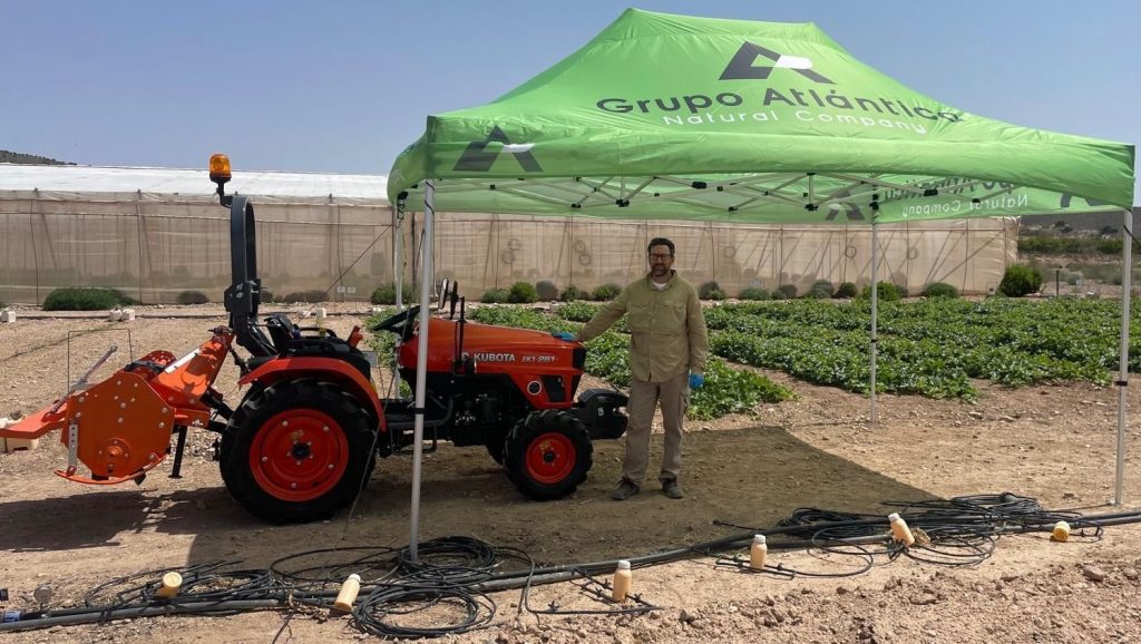 noticias maquinaria El tractor EK1-261 de Kubota a pleno rendimiento