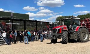 noticias maquinaria La MFeXperience continúa abriendo sus puertas para los agricultores