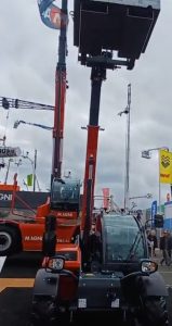 noticias maquinaria Magni presenta en Intermat sus nuevos manipuladores