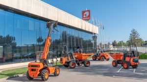 noticias maquinaria Oshkosh Corporation adquiere AUSA