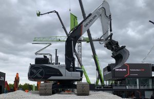 noticias maquinaria develon excavadora de orugas DX225-CX