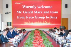 noticias maquinaria SANY e IVECO exploran su colaboración global