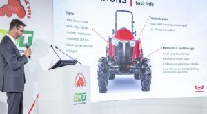 Noticias maquinaria El tractor compacto YT359 de Yanmar finalista de TOTY 2025