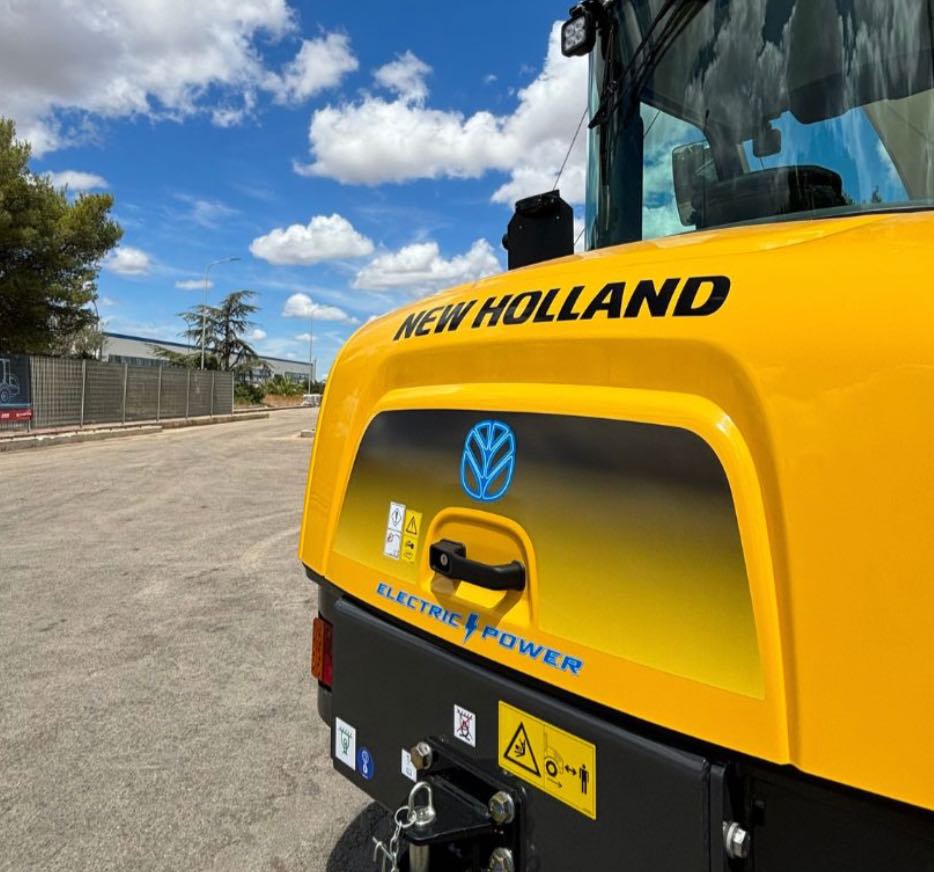 noticias maquinaria CNH inicia la producción de la nueva W40X Electric Power