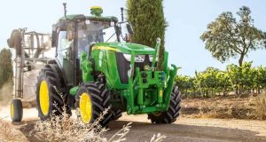 noticias maquinaria Los tractores 5ML de John Deere para viñedos y huertos