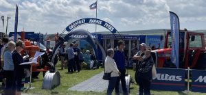 nticias maquinaria Mitas y Geoffrey Harris Tyres en el Royal Cornwall Show