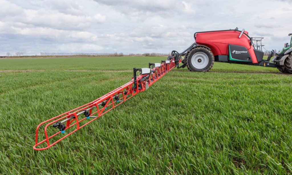 noticias maquinaria Dimensions Agri Technologies y Kverneland Group