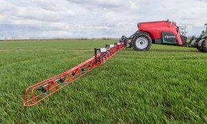 noticias maquinaria Dimensions Agri Technologies y Kverneland Group