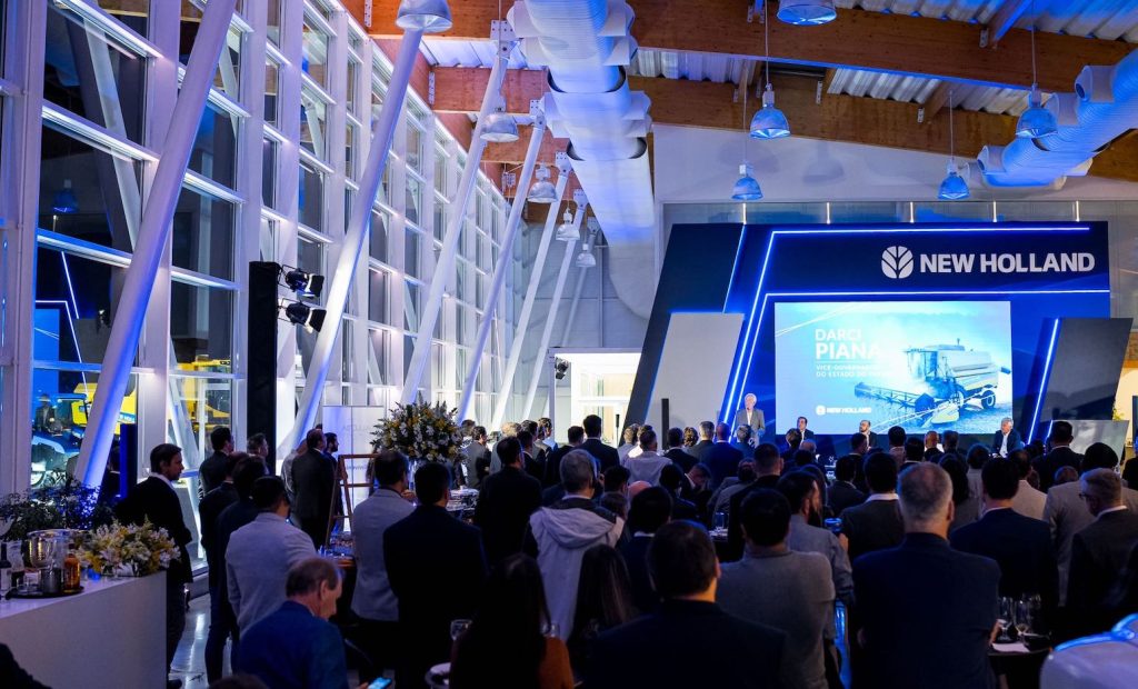 noticias maquinaria Inauguración de la New Holland Galleria en Curitiba