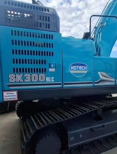 noticias maquinaria KOBELCO Eslovenia entrega una excavadora SK300NLC-11E