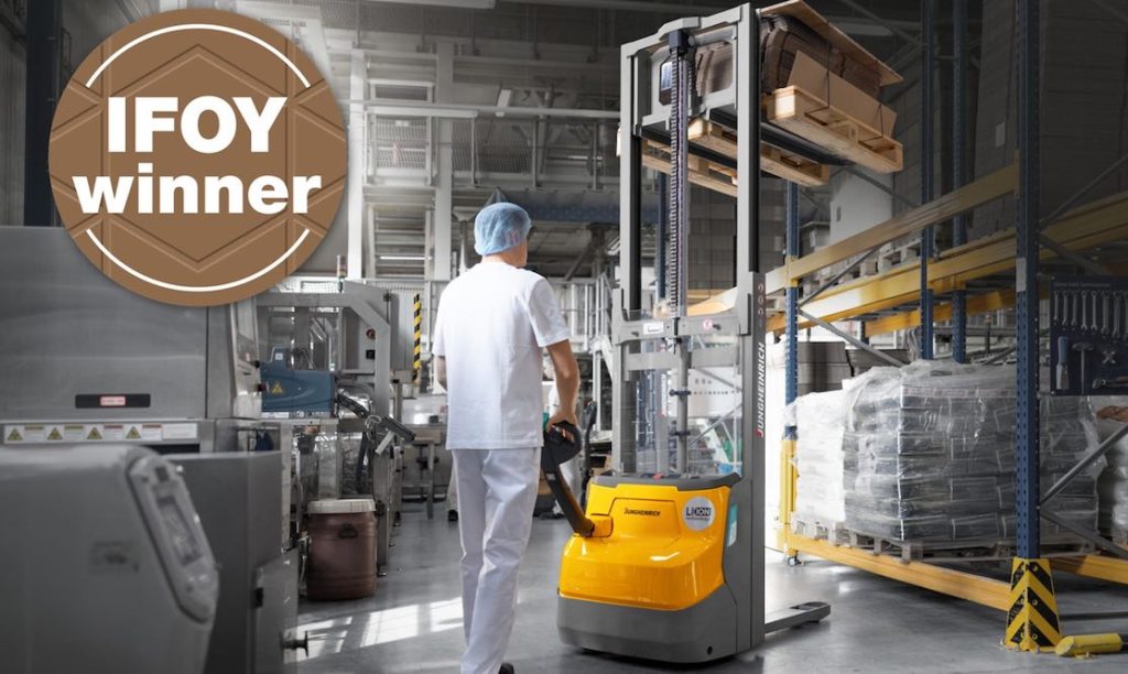 noticias maquinaria La EJC 112i de Jungheinrich gana un Premio IFOY 2024