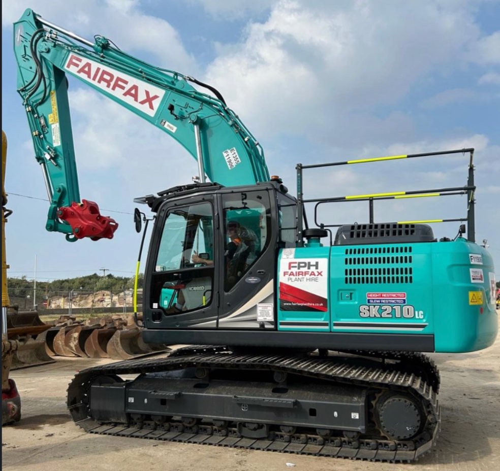 noticias maquinaria Las nuevas excavadoras Kobelco SK210LC de Fairfax
