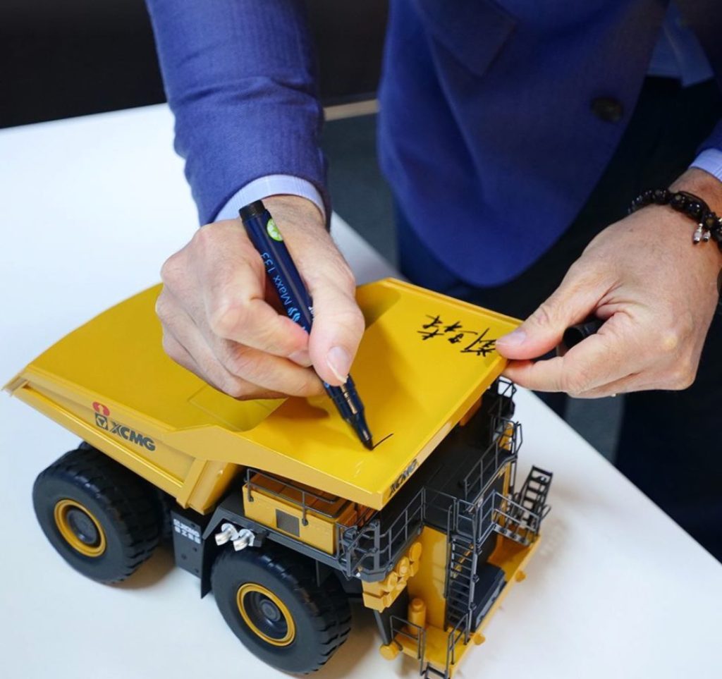 noticias maquinaria XCMG Group firma un acuerdo histórico con Rio Tinto