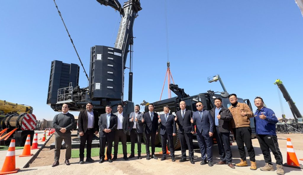 noticias maquinaria XCMG y TRANSMAT lanzan nuevo camión grúa