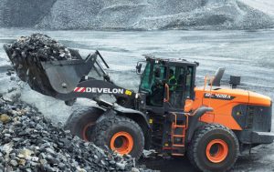 noticias maquinaria HD Hyundai Infracore expande red en el Mercado Saudita