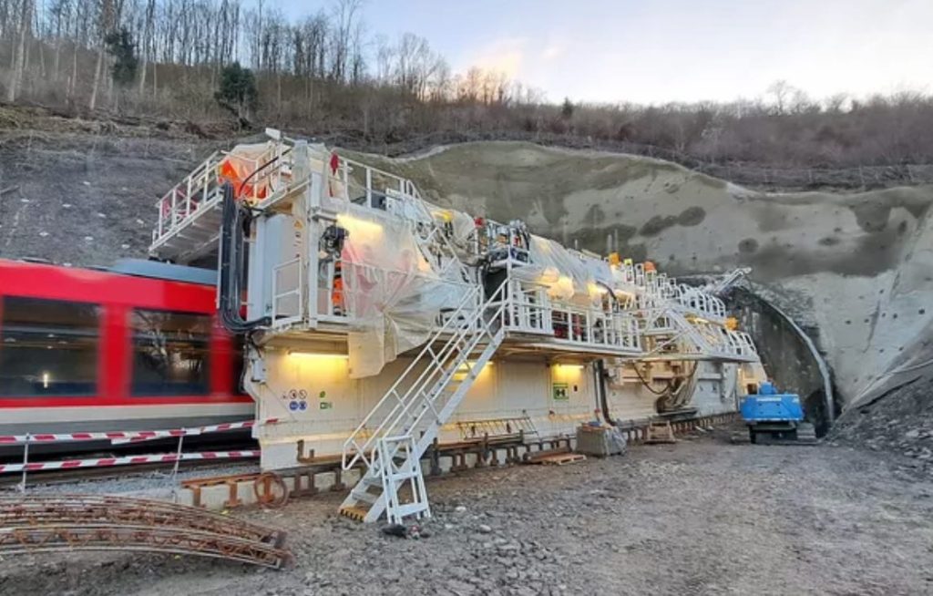 noticias maquinaria Herrenknecht revoluciona la modernización de infraestructuras ferroviarias-2