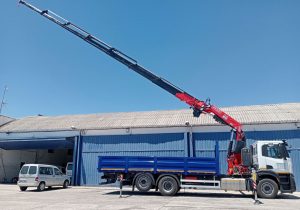 noticias maquinaria Transgruas entrega una grúa Fassi F455RA.2.28 E-DYNAMIC