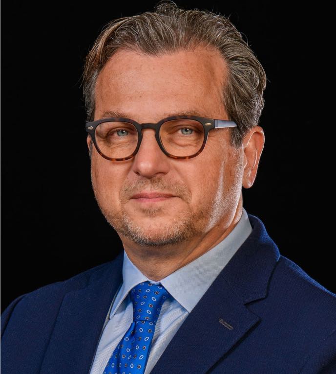 noticias maquinaria Antonio Marzia Vicepresidente ejecutivo y Gerente de Topcon Agriculture