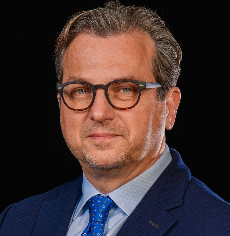 noticias maquinaria Antonio Marzia vicepresidente ejecutivo y director general de Topcon Agriculture
