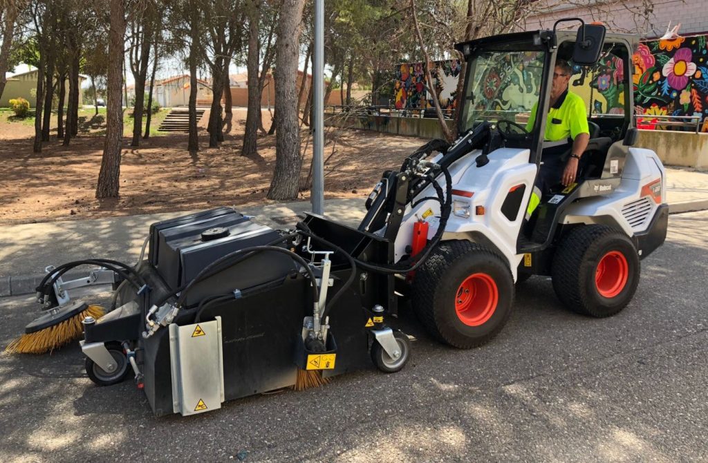 noticias maquinaria Cargadora articulada Bobcat L28, mecanizando el trabajo manual