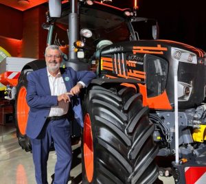 noticias maquinaria Kubota lanza el nuevo tractor M7004 Edición Especial
