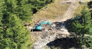 noticias maquinaria La Kobelco ED160BR Blade Runner en los Alpes