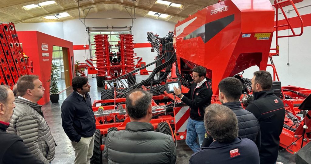 noticias maquinaria MASCHIO GASPARDO presenta la sembradora OPERA 600 en León