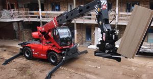 noticias maquinaria Magni lanza un nuevo portahorquillas rotativo e inclinable