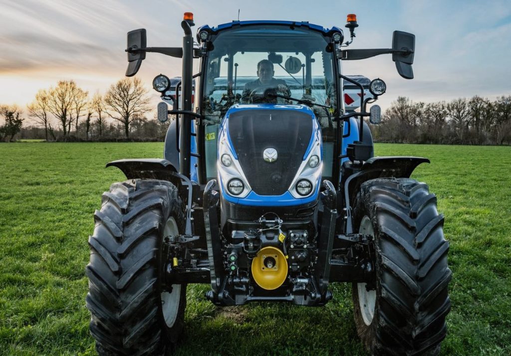 noticias maquinaria New Holland T5 Dual Command de nueva generación