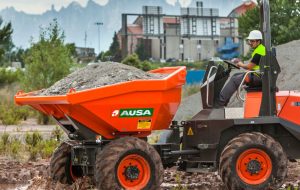 noticias maquinaria CEMA Maquinaria ya cuenta con el dumper AUSA D601AHG