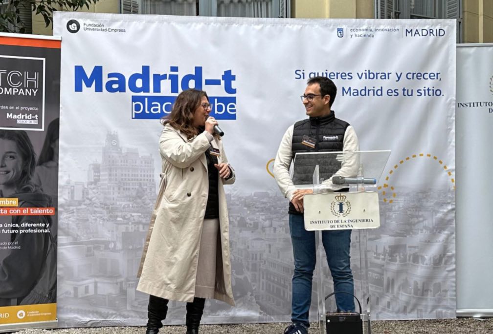noticias maquinaria Finanzauto participa en un encuentro con futuros ingenieros